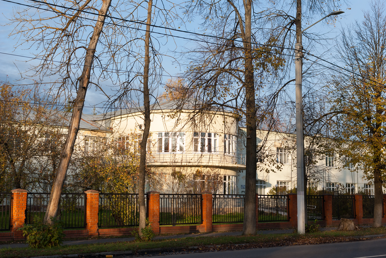 улица Октябрьской Революции 11)